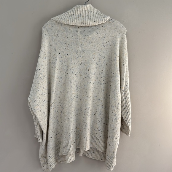 *Gently Worn* LOFT Blue and Gold Speckled Pocket Poncho Sweater - Size M - Picture 5 of 6